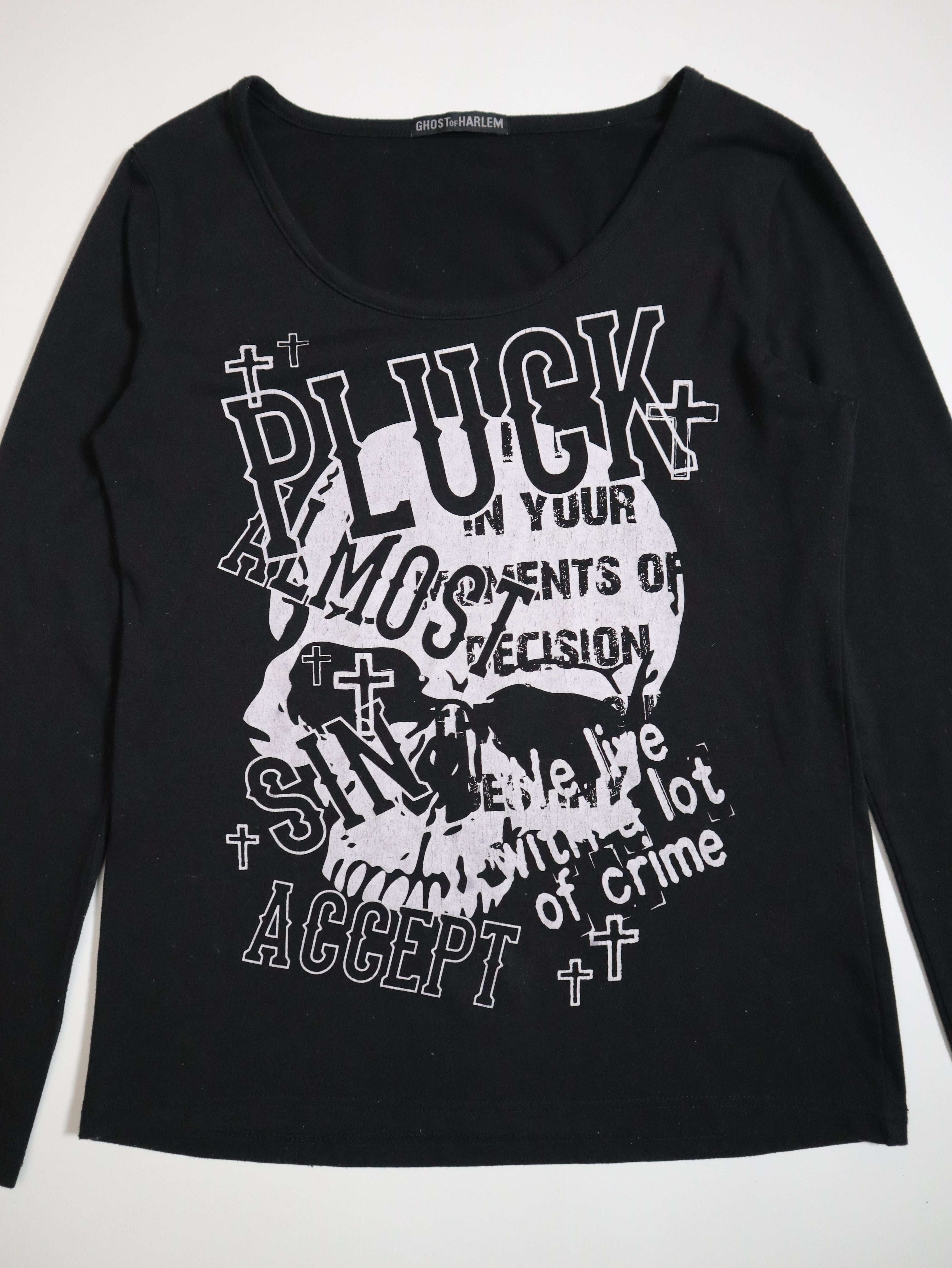 Ghost of Harlem skull distressed long store sleeve