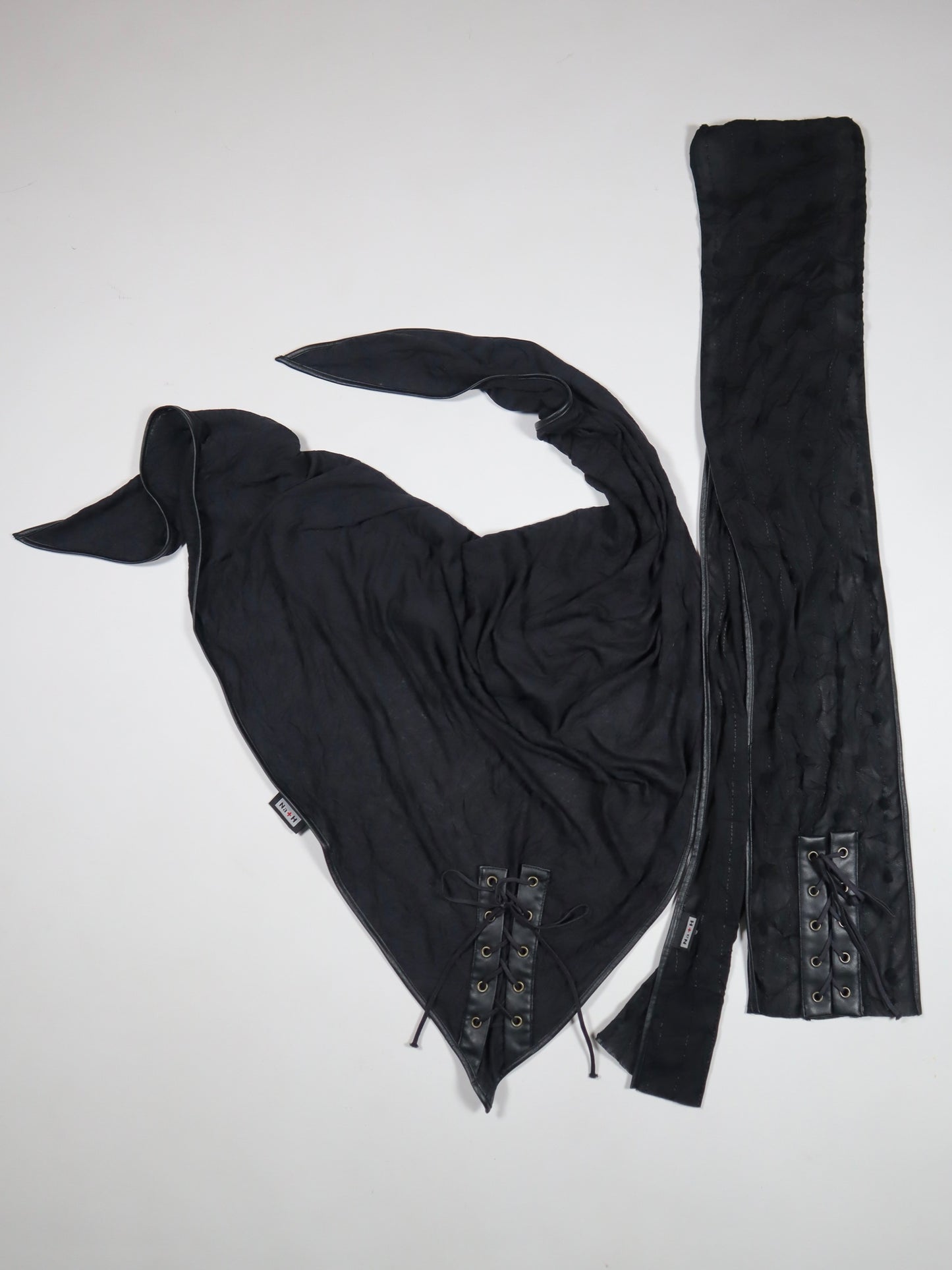 NA+H Corset Scarves